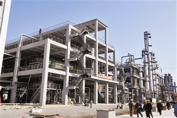 天堿新廠&ldquo;心臟&rdquo;到位 可年產(chǎn)80萬(wàn)噸聯(lián)堿等產(chǎn)品-天堿-北方網(wǎng)-新聞中心